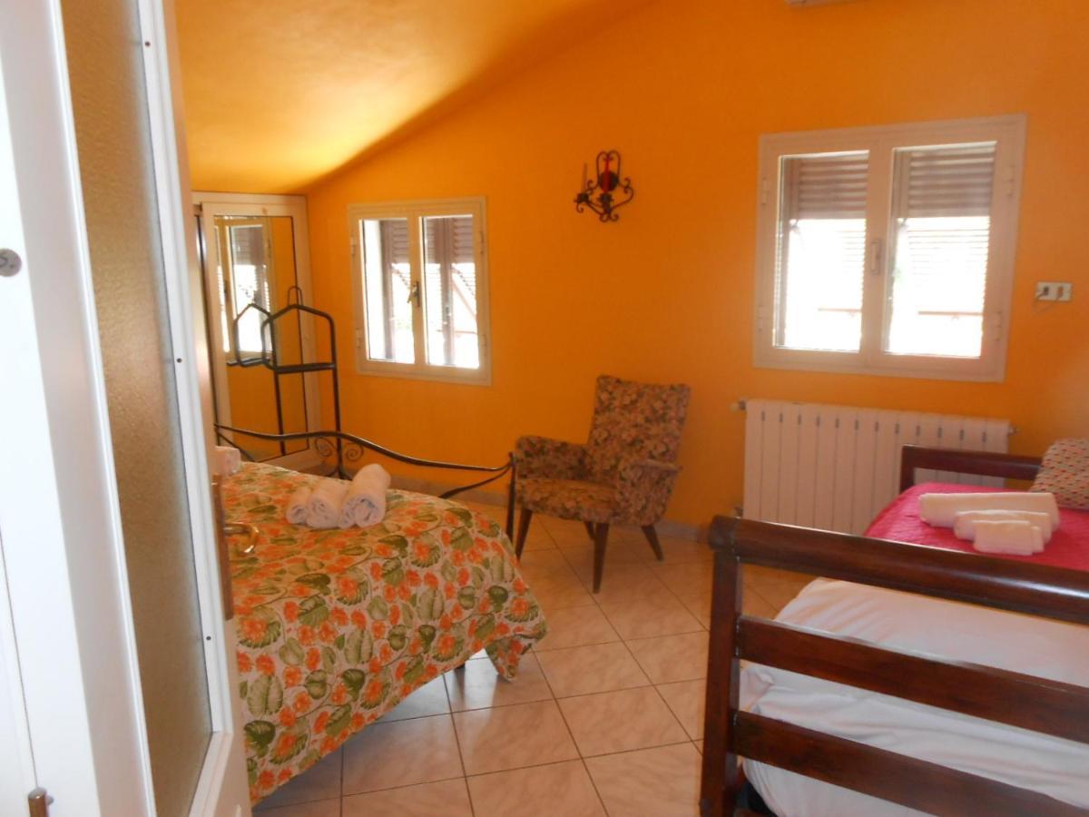 Casale Grandangolo Capoliveri  Buitenkant foto